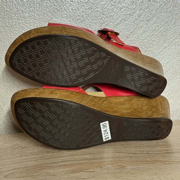 Dansko Adele Nappa Coral Leather Size 38 US 7.5 Wedge Buckle Slingback Sandals - Picture 6 of 13